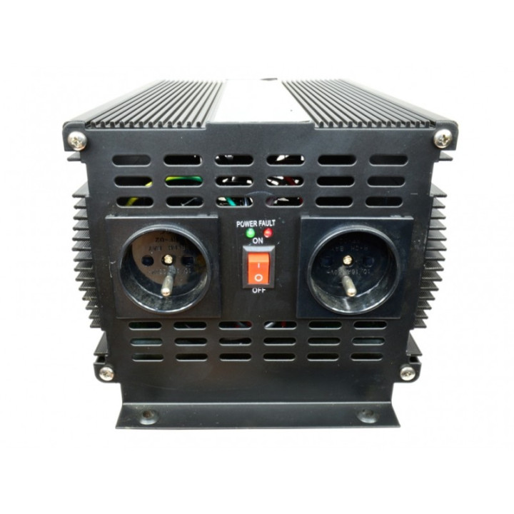 Resigilate, RECONDITIONAT Convertor invertor auto dc 24V ac 220V 2500W Pvârf: 5000W IPS5000/24V 3IPS500024 -28, dioda.ro